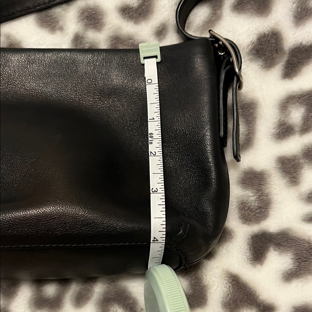 Coach Classic Black Leather Shoulder Bag - Picture 5 of 5